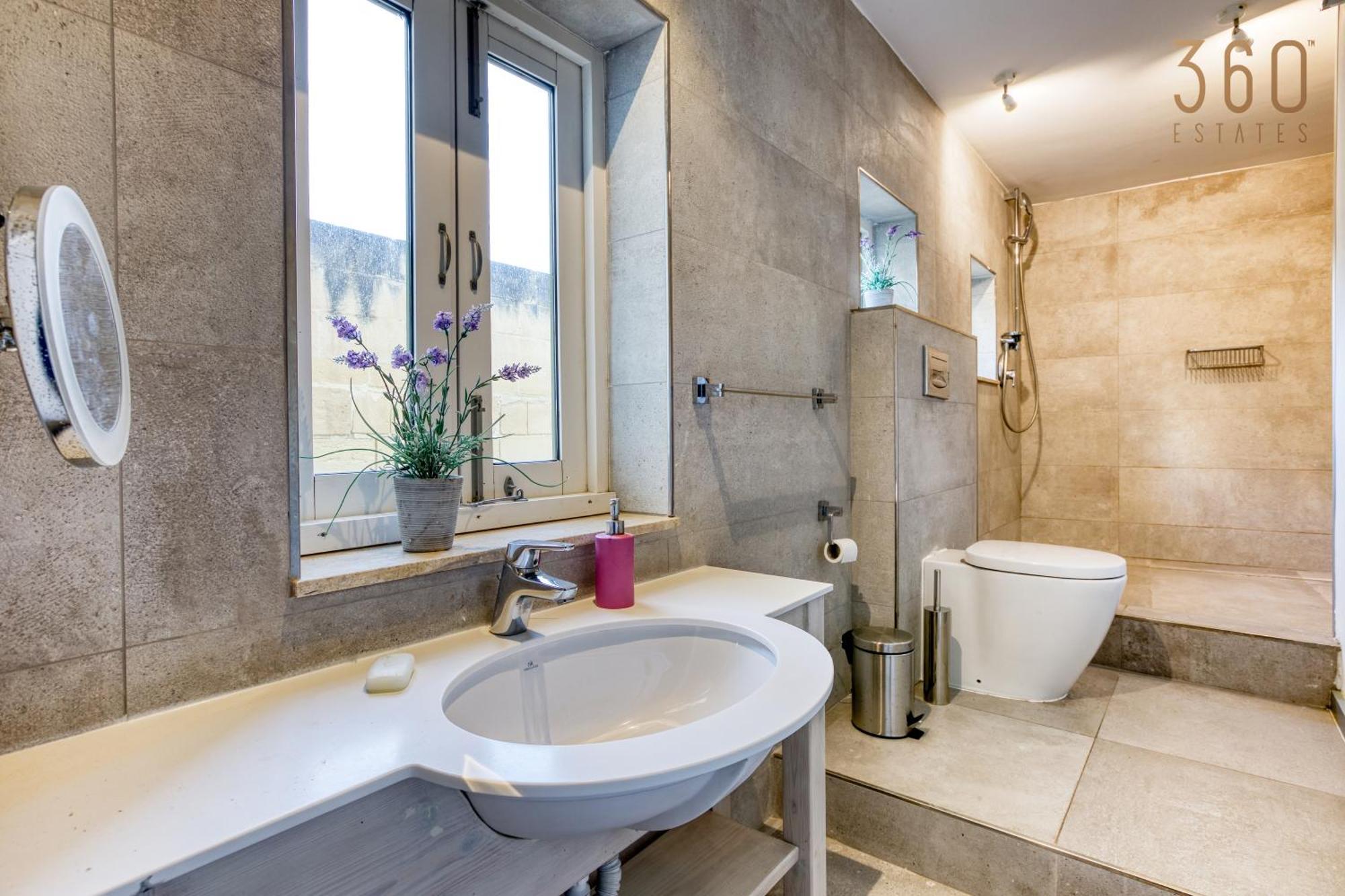 Comfortable 1Br Home With Maltese Balcony In Valletta By 360 Estates Eksteriør bilde